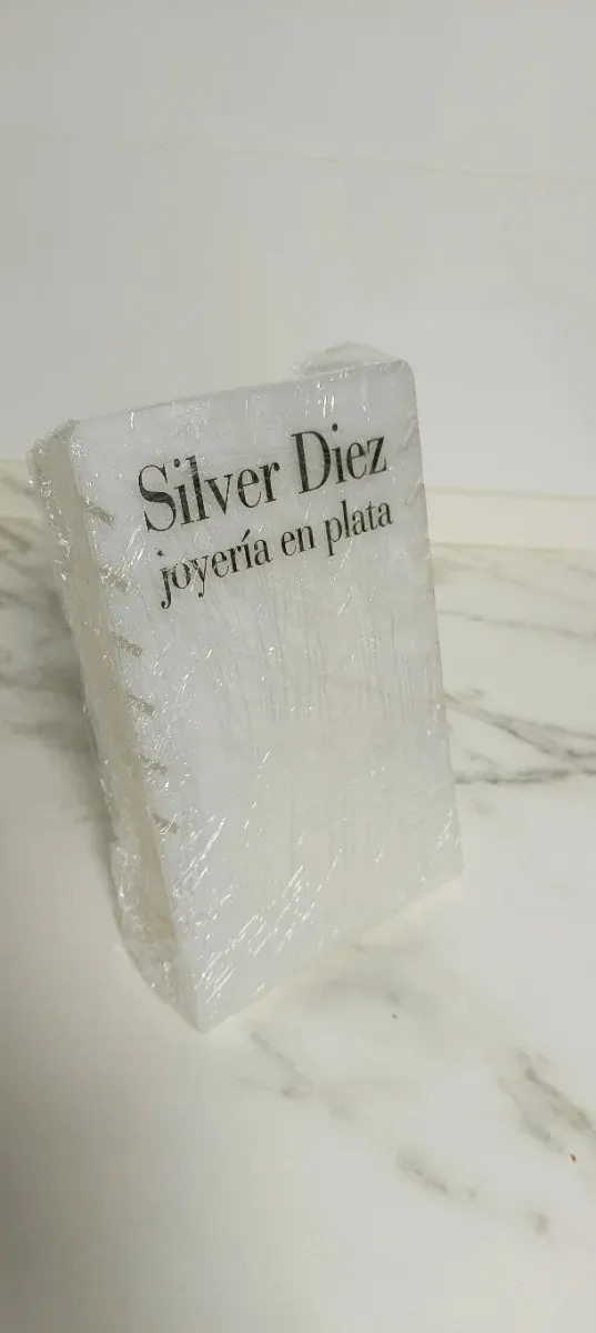 Bustos expositores collares