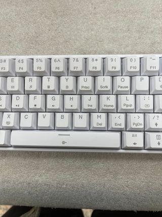 Teclado Mecánico Gaming Dierya DK61se Mini 60%