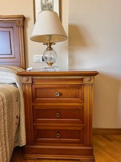 Dos lámparas de mesilla noche