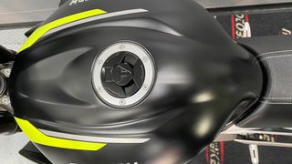 Triumph Street Triple 765 RS Negra y Amarilla