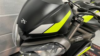 Triumph Street Triple 765 RS Negra y Amarilla