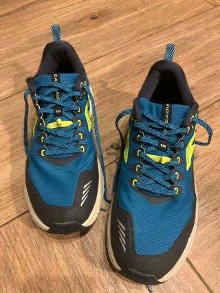 Zapatillas Brooks Cascadia 16 Azul/Teal