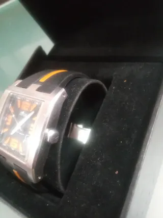 Reloj Lotus Hombre Negro Naranja