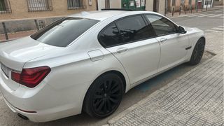 BMW SERIE 7 impecable