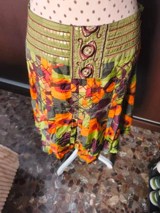 Falda Rosalita McGee Talla L