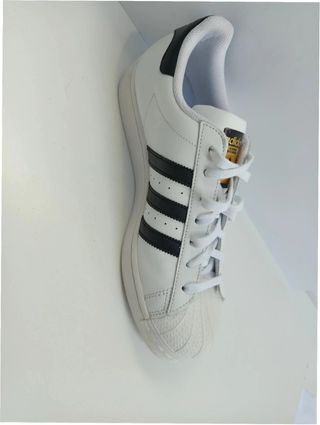 Adidas Superstar Talla 44 Blancas y Negras
