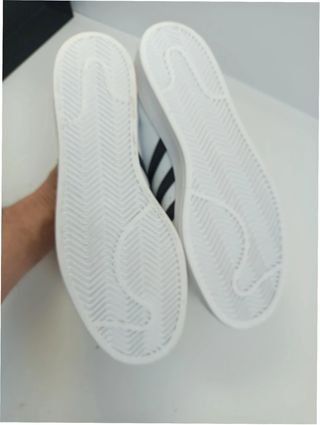 Adidas Superstar Talla 44 Blancas y Negras