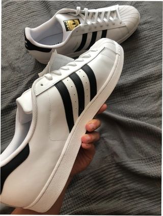 Adidas Superstar Talla 36 Blancas y Negras