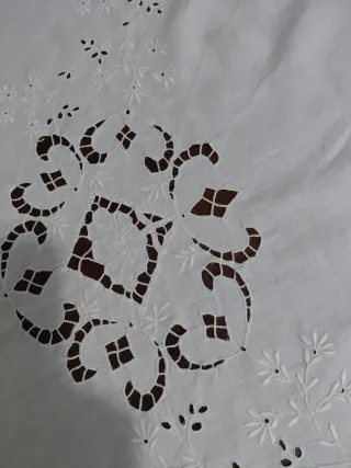 Tovaglia lino ricamata 210x170 cm