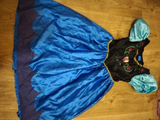 16 Disfraz niña , princesas y varios