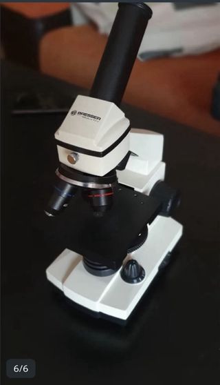 Microscopio Bresser Blanco