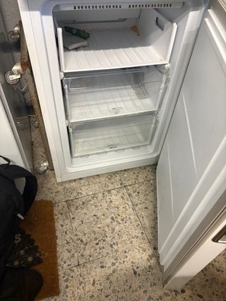 Nevera Hotpoint Ariston blanca