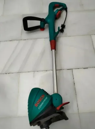 Cortabordes Bosch Combitrim