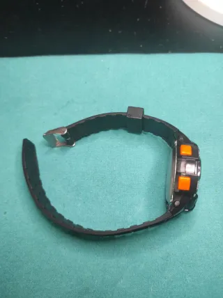 Reloj Digital Louis Valentin