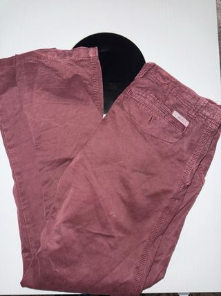 Pantalones Pull&Bear rojos talla 44