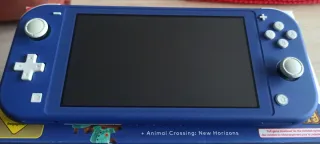 Nintendo Switch Lite + 3 juegos