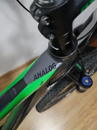 Bicicleta Cube Analog 27.5