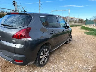 Peugeot 3008 2015