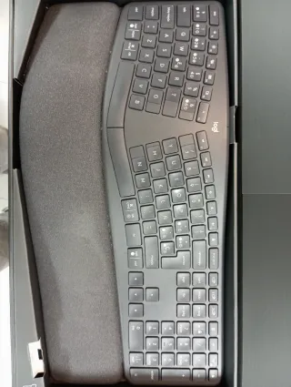 Teclado Logitech Ergo K860 Inalámbrico con seguro