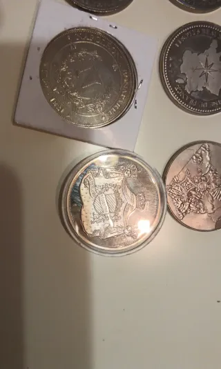 Lote de monedas conmemorativas