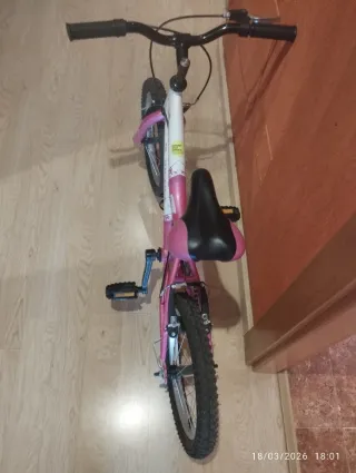 Bicicleta infantil 16 rosa y blanca
