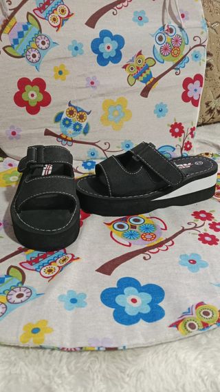 Sandalias Negras Plataforma Talla 35