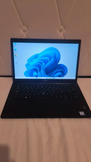 Portátil Dell i5 12GB RAM 256GB SSD 14 FHD