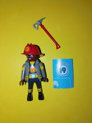 Playmobil figura bombero serie 19 Playmoonuba