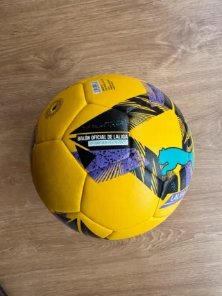 Balón de fútbol Puma La Liga Oficial