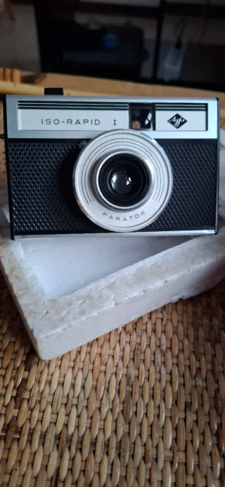 Macchina fotografica Iso-rapid I