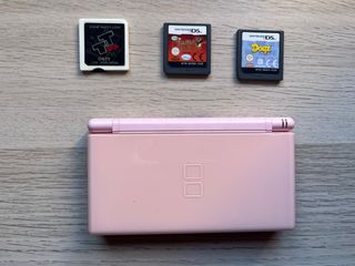 Nintendo DS Lite Rosa + Juegos
