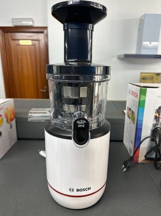 Licuadora Bosch VitaExtract Slow Juicer