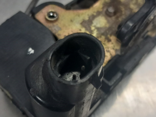 CERRADURA PUERTA DELANTERA DERECHA CHRYSLER JEEP