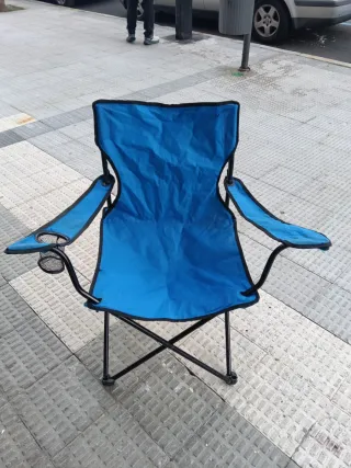 Silla Plegable Azul con Portavasos