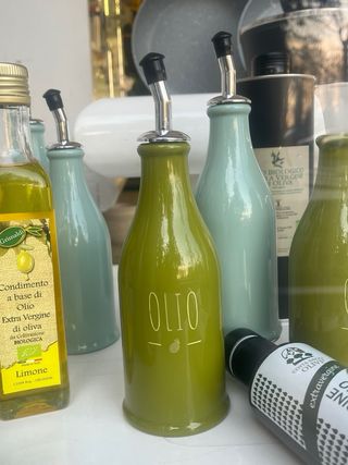 Oliera in abs capacità 300m