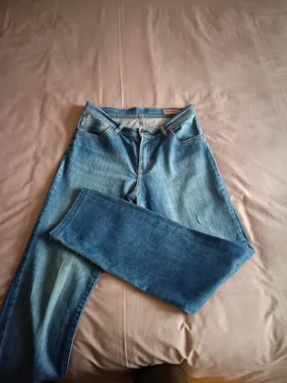 Pantalón vaquero mujer