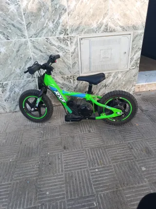 Bicicleta Eléctrica Infantil Verde
