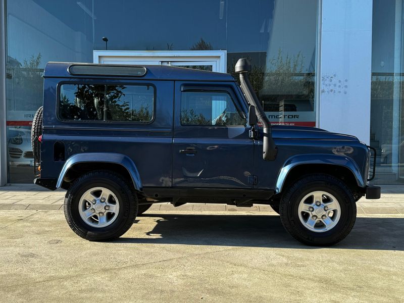 LAND-ROVER Defender 90 SW SE - foto 1