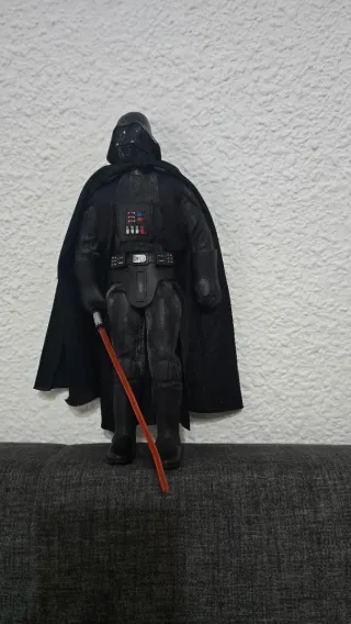 Figura Darth Vader Grande (30-38cm)