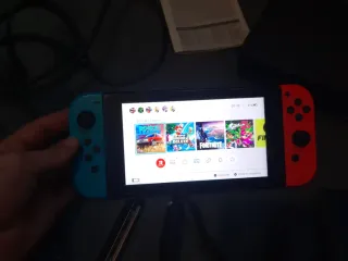 Nintendo Switch Azul/Rojo Completo