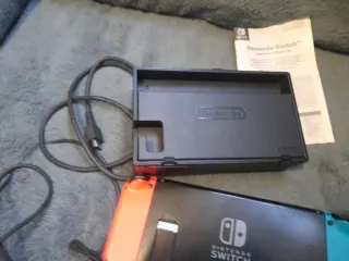 Nintendo Switch Azul/Rojo Completo