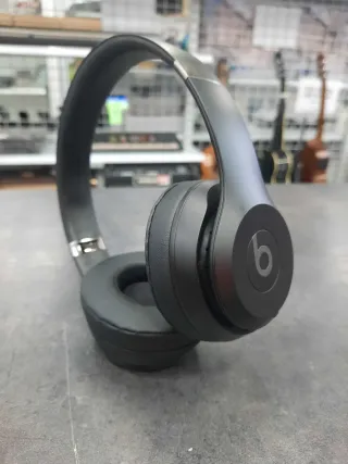Auriculares Beats Solo 4 Negros
