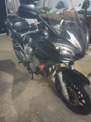 Yamaha Sportbike Negra