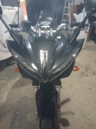 Yamaha Sportbike Negra