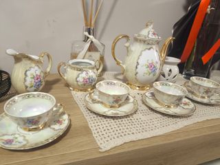 Servizio da caffè in porcellana