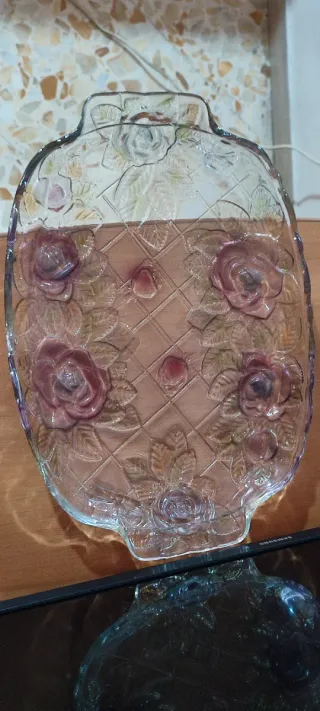 Vassoio in vetro decorato rose