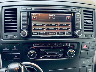 Volkswagen California 2011