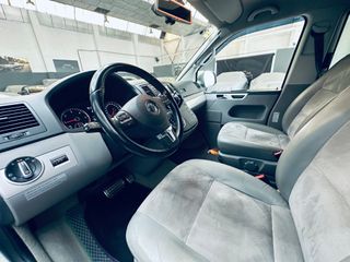 Volkswagen California 2011