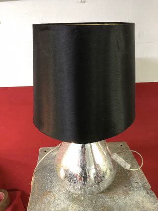 Lámpara de mesa moderna cristal y tela