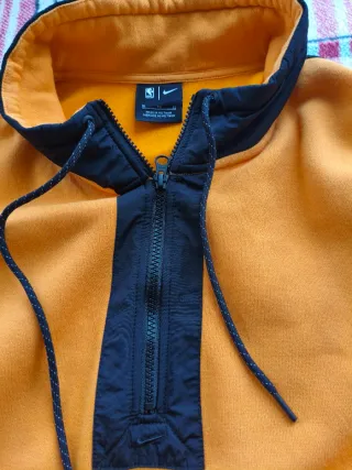 Sudadera Nike NBA International Edición Especial